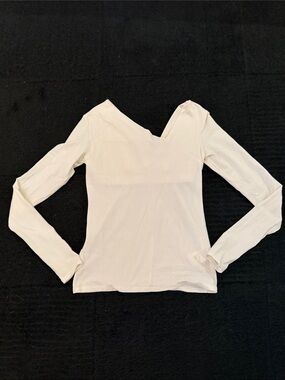 Women's Long-Sleeve V-Neck Top - Cream